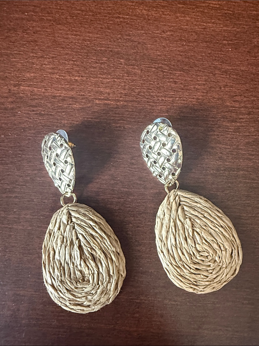 Handcrafted Natural Rope Teardrop Dangle Earrings - Beige